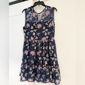 Cupcakes & cashmere Floral Lace Sleeveless Dress